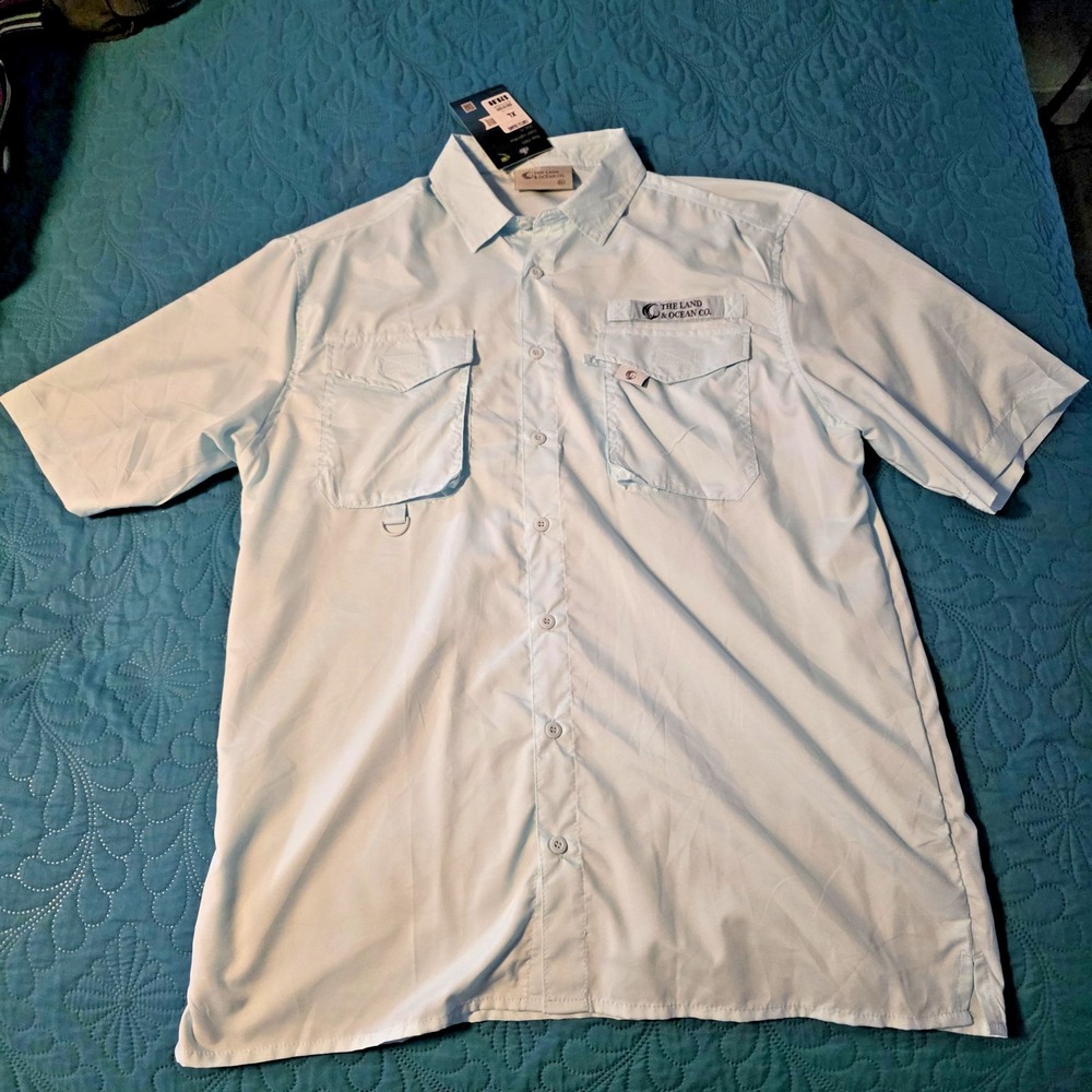 NEW, The Land & Ocean Co Mens XL Light Blue Fishing Shirt Short Sleeve Vent Back
